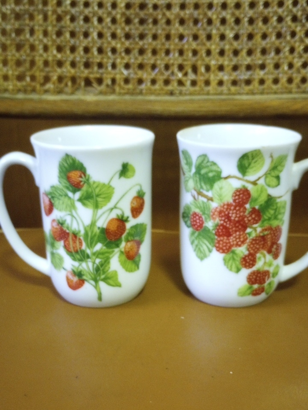 Seymour Mann Strawberry & Raspberry Vintage Ceramic Mugs. White, Red, Green